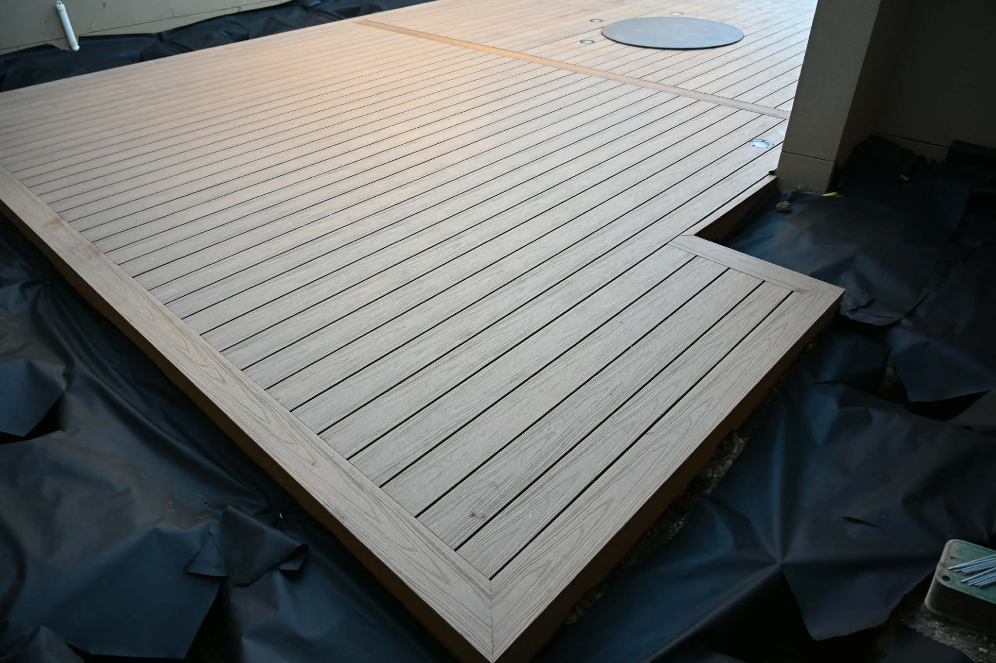 Composite deck with inset step